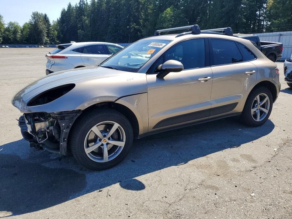 2018 PORSCHE MACAN - 1