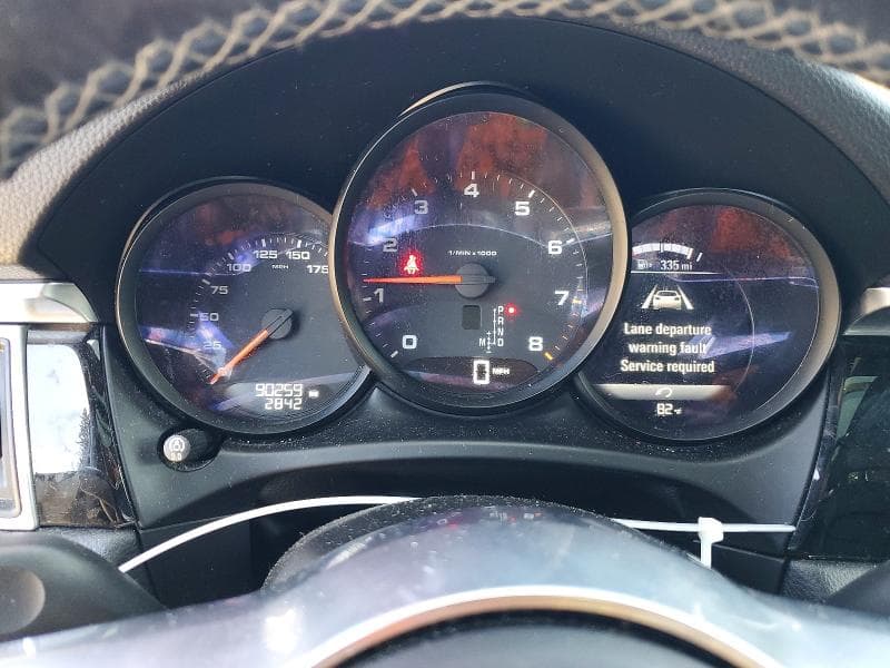2018 PORSCHE MACAN 9