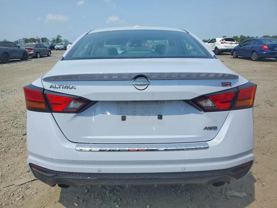 2023 NISSAN ALTIMA SR 6