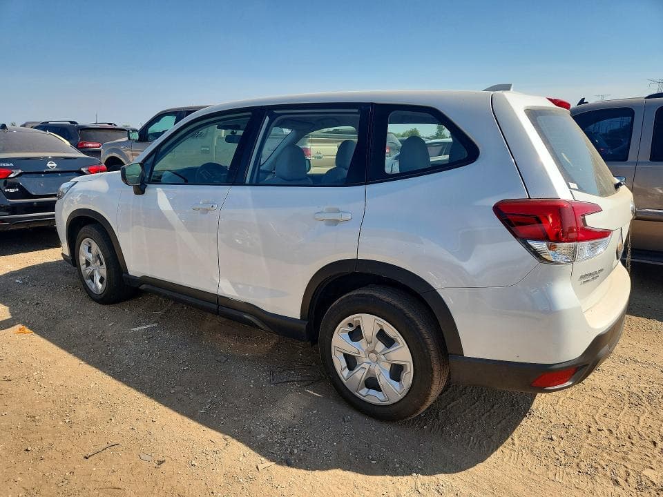 2023 SUBARU FORESTER 2