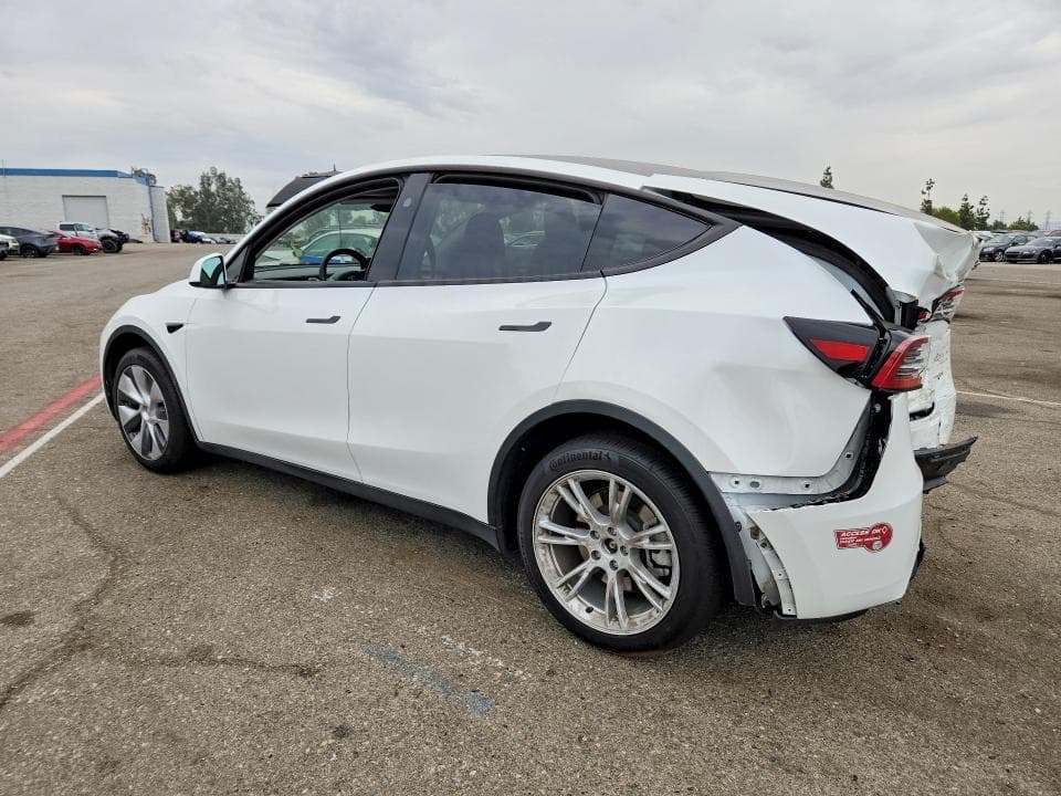 2023 TESLA MODEL Y 2