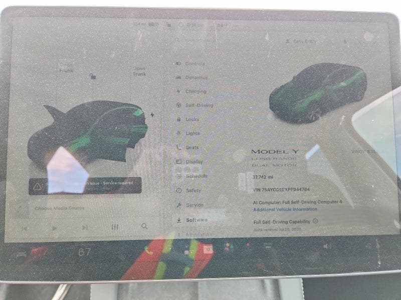 2023 TESLA MODEL Y 9