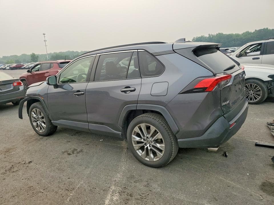 2020 TOYOTA RAV4 XLE PREMIUM 2