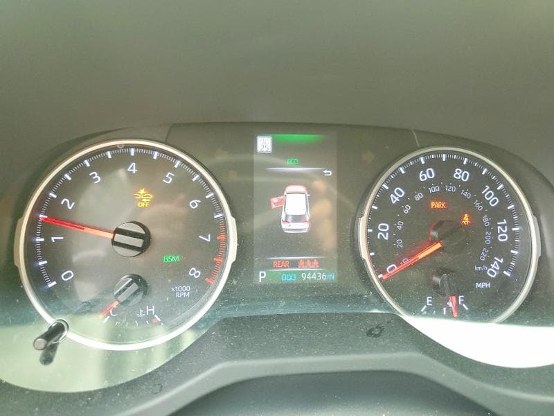 2020 TOYOTA RAV4 XLE PREMIUM 9