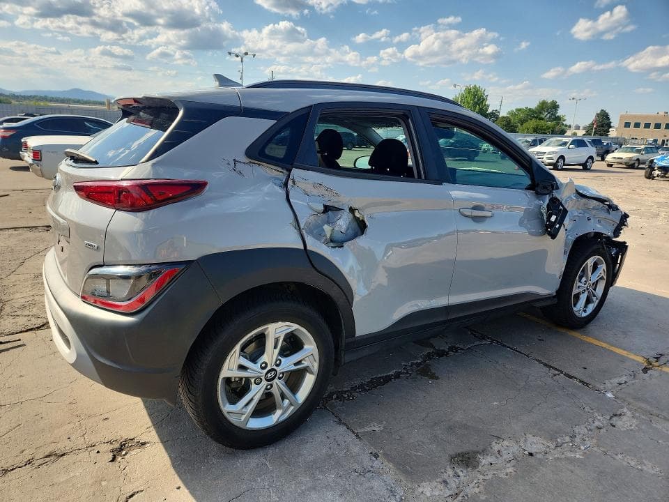 2022 HYUNDAI KONA SEL 3