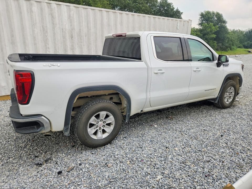2022 GMC SIERRA K1500 SLE 3