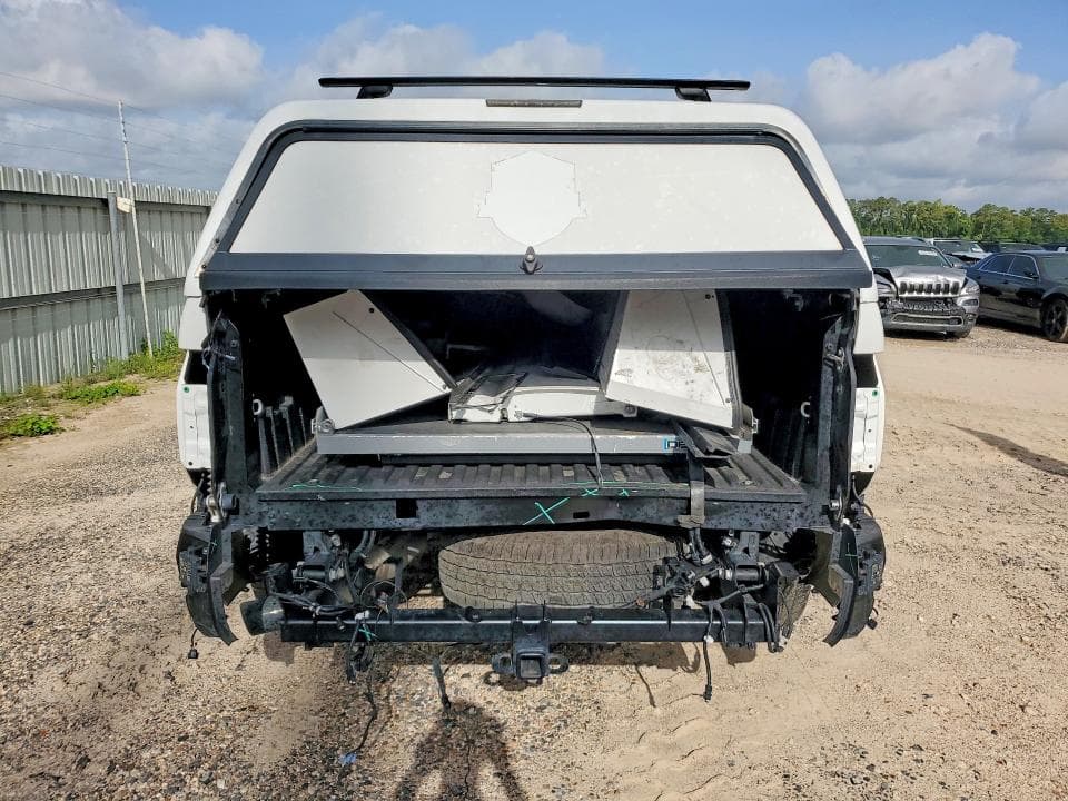 2023 TOYOTA TUNDRA CREWMAX SR5 6