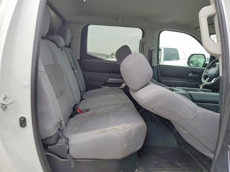 2023 TOYOTA TUNDRA CREWMAX SR5 10
