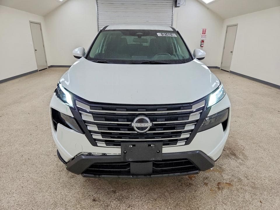 2025 NISSAN ROGUE SV 5