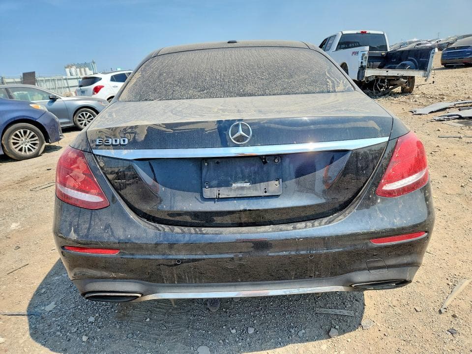2017 MERCEDES-BENZ E 300 300 6