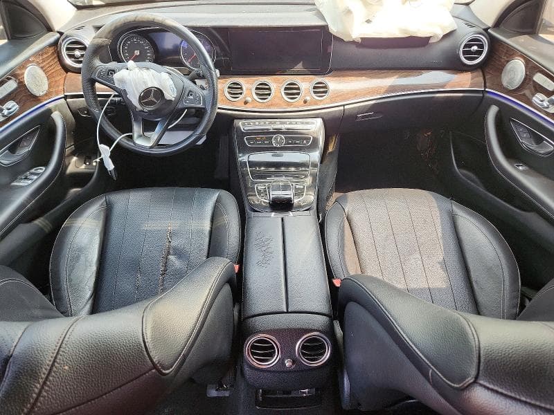 2017 MERCEDES-BENZ E 300 300 8