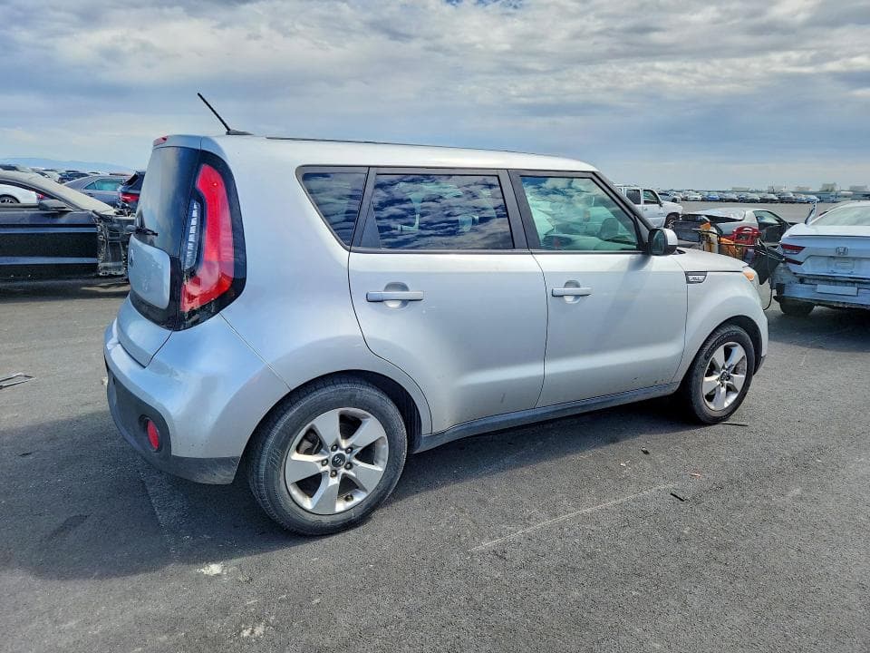 2018 KIA SOUL BASE 3