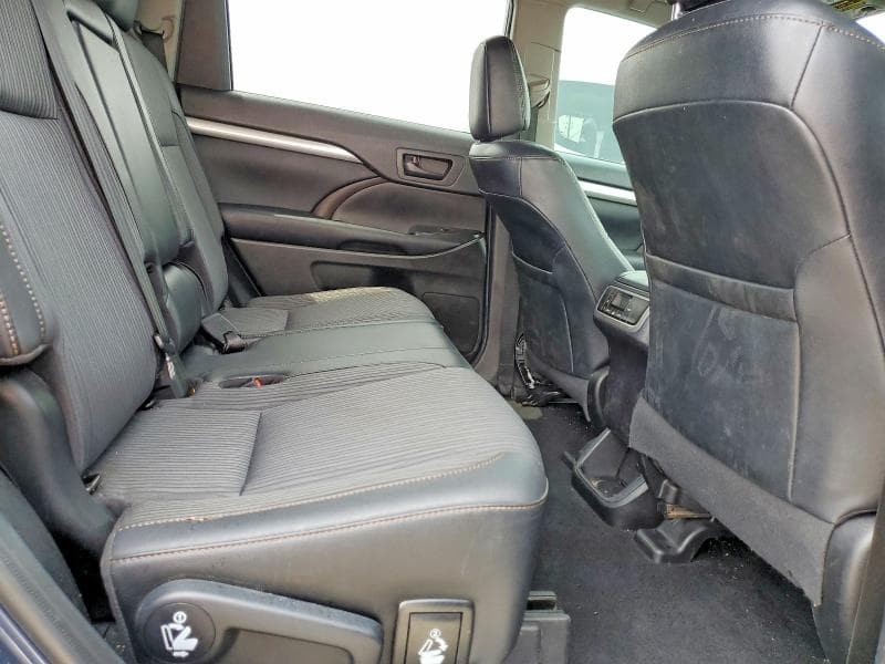 2019 TOYOTA HIGHLANDER LE PLUS 11