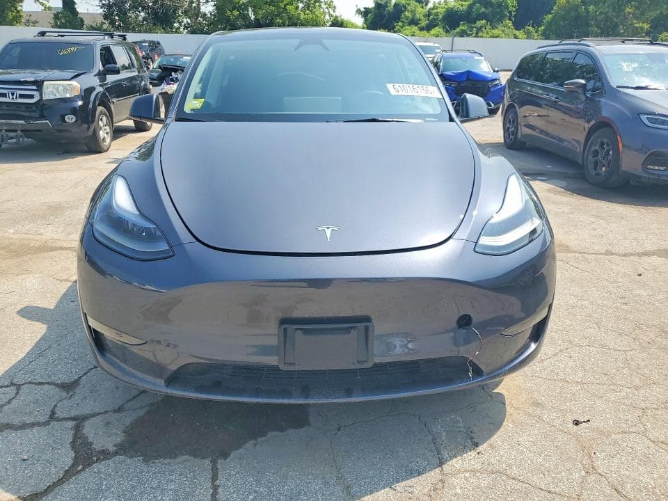 2023 TESLA MODEL Y 5