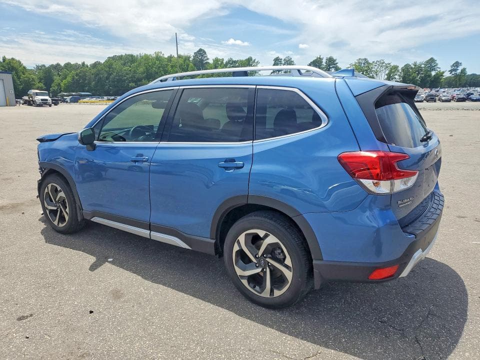 2022 SUBARU FORESTER TOURING 2