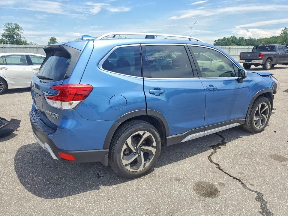 2022 SUBARU FORESTER TOURING 3