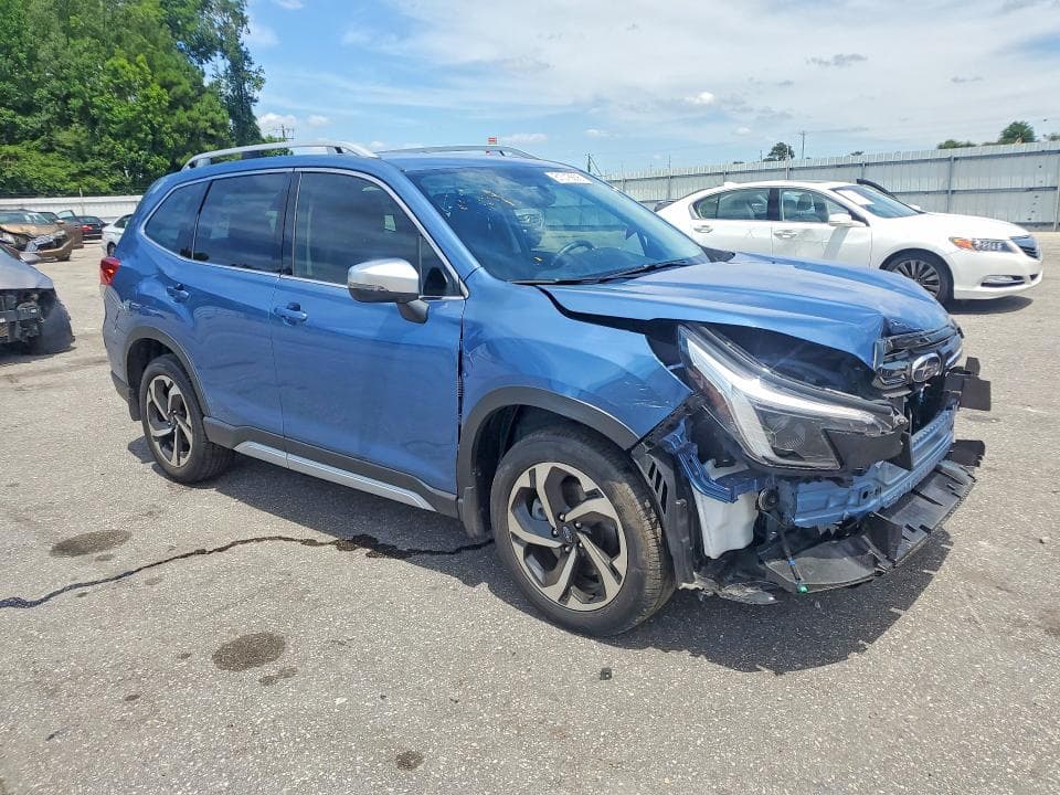 2022 SUBARU FORESTER TOURING 4
