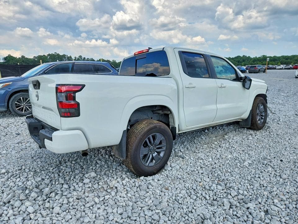 2025 NISSAN FRONTIER SV 3