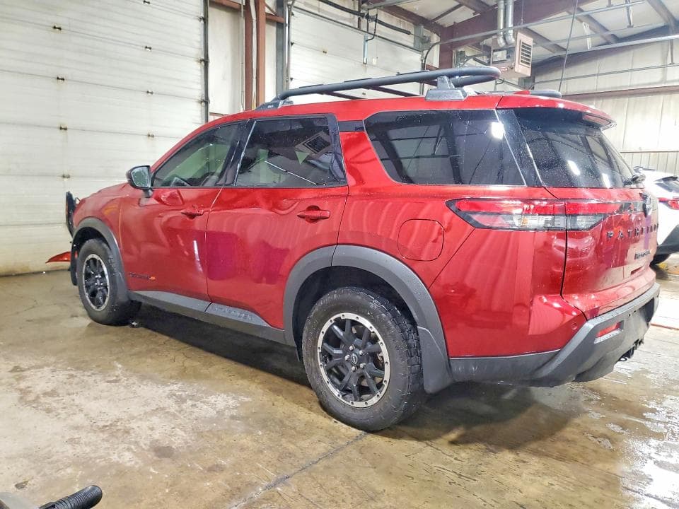 2023 NISSAN PATHFINDER SV 2