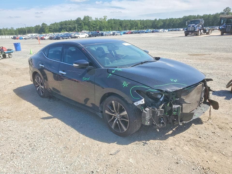 2019 NISSAN MAXIMA 3.5 SV 4
