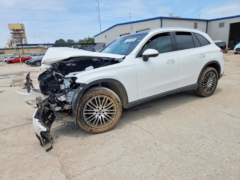 2025 MERCEDES-BENZ GLC 300 4MATIC - 1