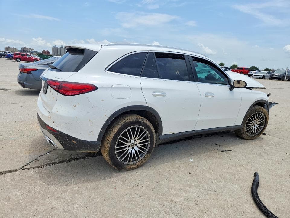 2025 MERCEDES-BENZ GLC 300 4MATIC 3