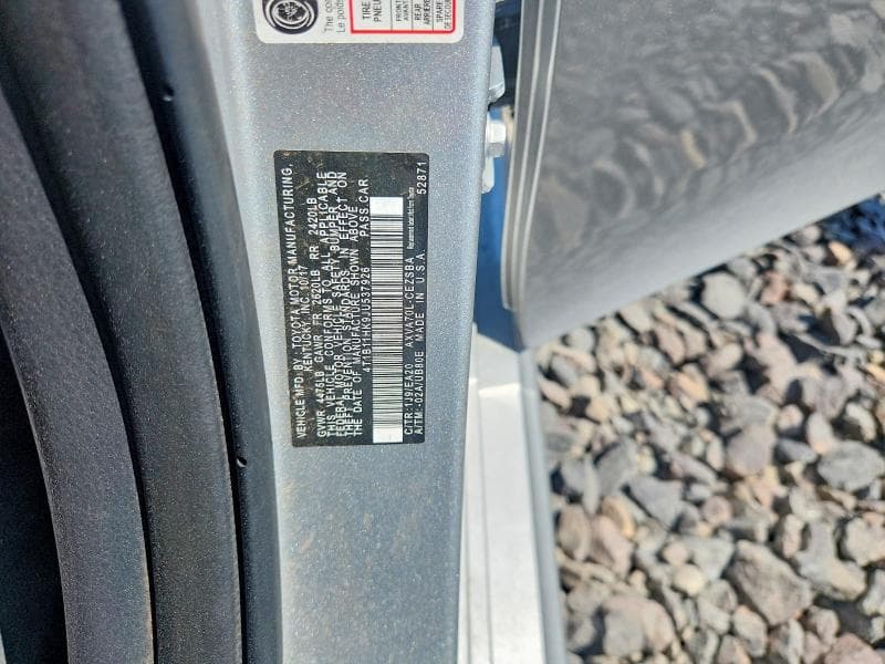 2018 TOYOTA CAMRY SE SE 12