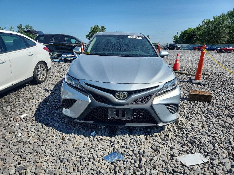 2018 TOYOTA CAMRY SE SE 5