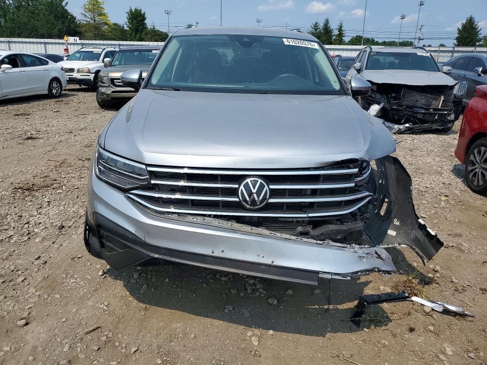 2023 VOLKSWAGEN TIGUAN SE 5