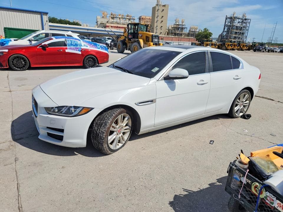 2019 JAGUAR XE PREMIUM - 1
