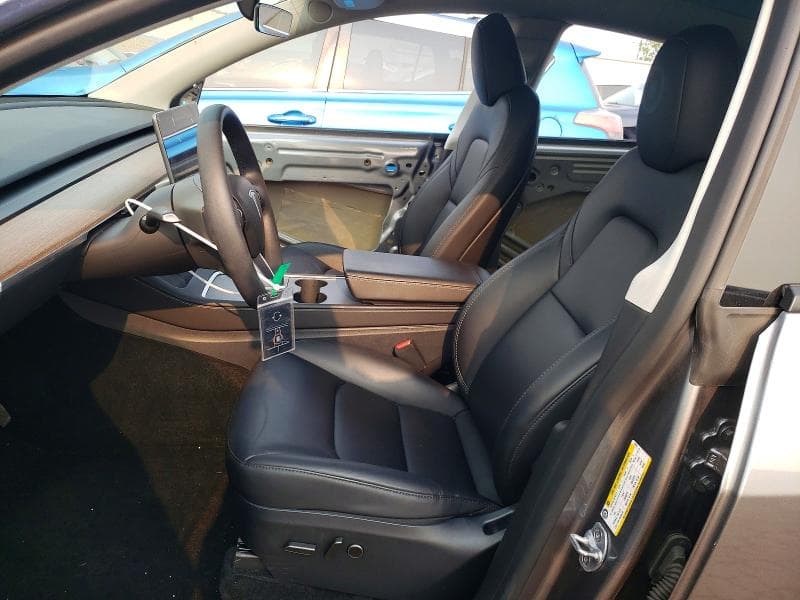 2024 TESLA MODEL Y 7