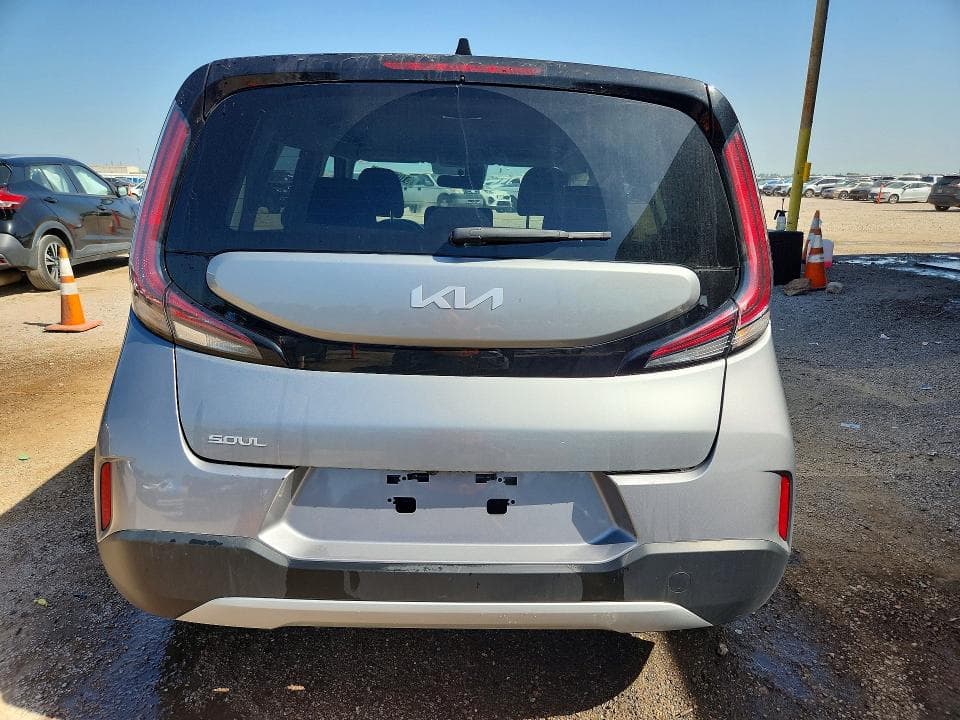 2025 KIA SOUL LX 6