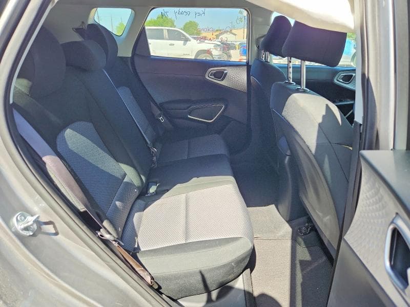 2025 KIA SOUL LX 10