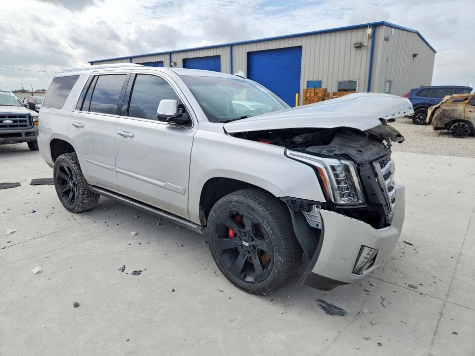 2020 CADILLAC ESCALADE PREMIUM LUXURY 4