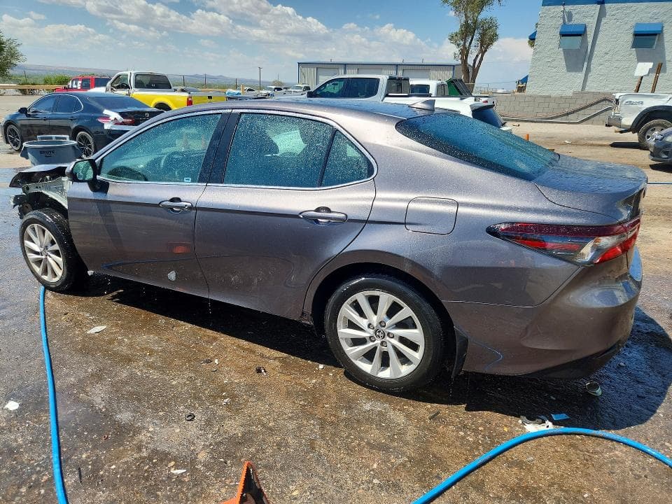 2024 TOYOTA CAMRY LE 2
