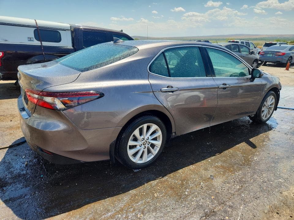 2024 TOYOTA CAMRY LE 3