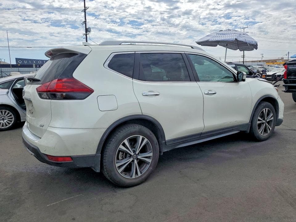 2020 NISSAN ROGUE SV 3