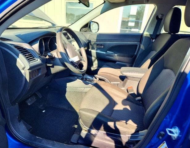 2019 MITSUBISHI OUTLANDER SPORT ES 7