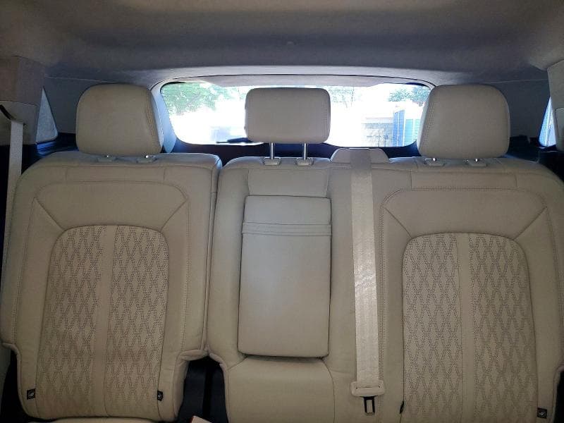 2021 LINCOLN NAUTILUS BLACK LABEL 10