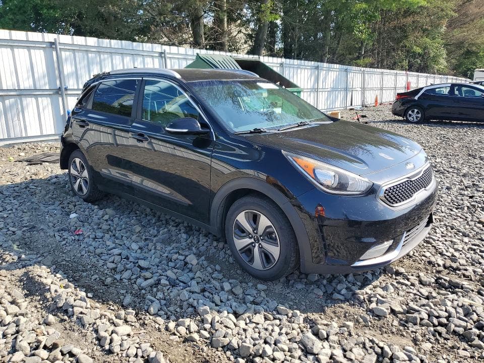2017 KIA NIRO EX 4