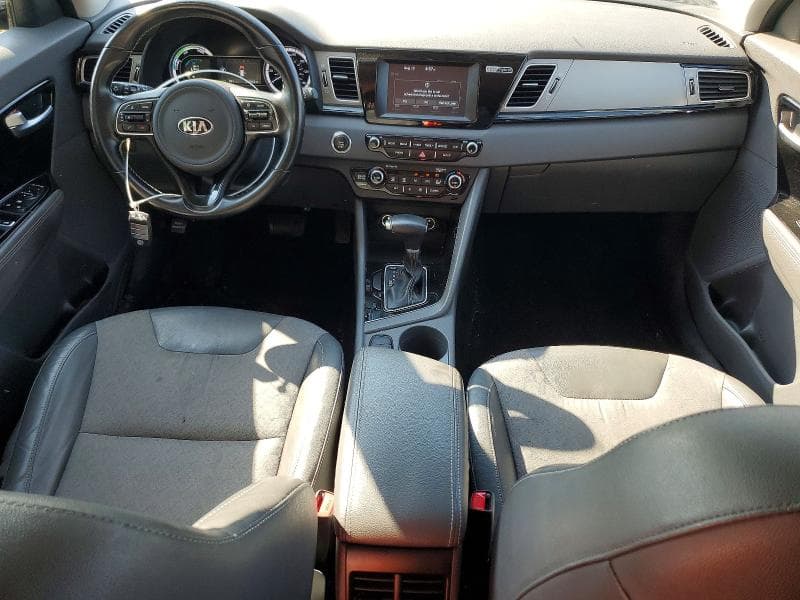 2017 KIA NIRO EX 8