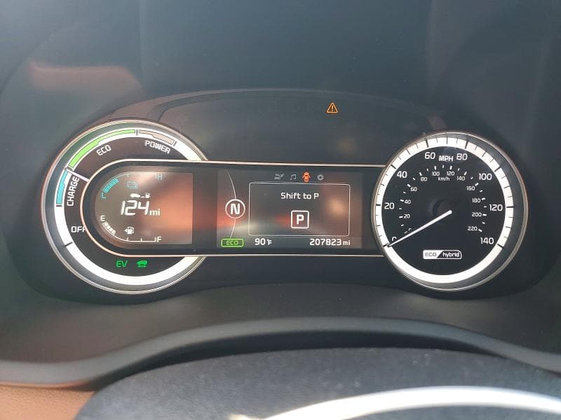 2017 KIA NIRO EX 9