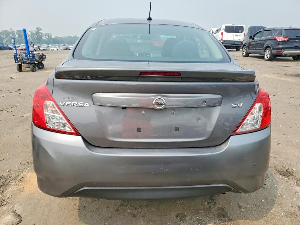 2019 NISSAN VERSA SV 6