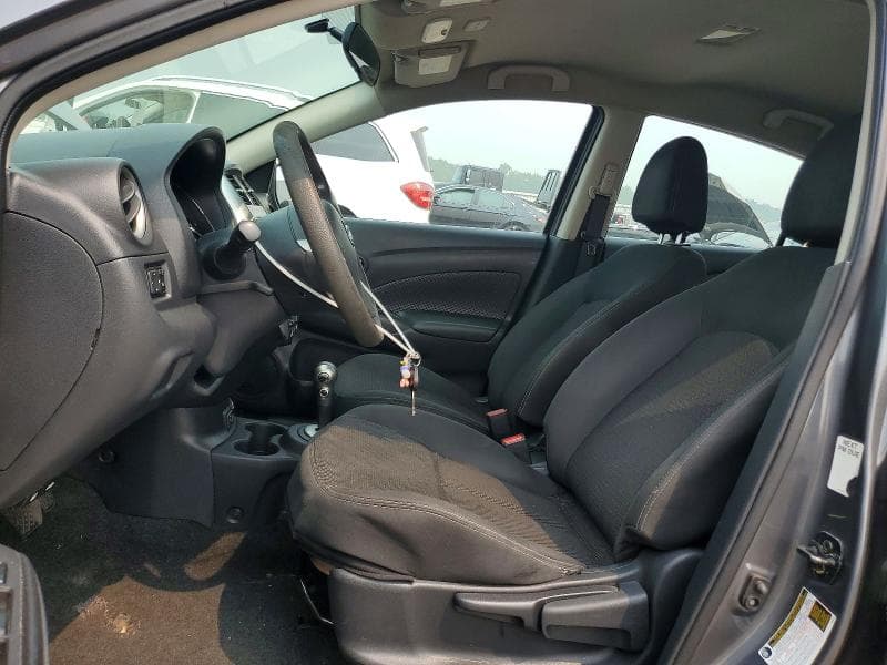 2019 NISSAN VERSA SV 7