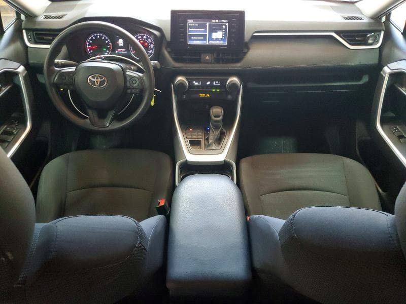 2021 TOYOTA RAV4 LE 8