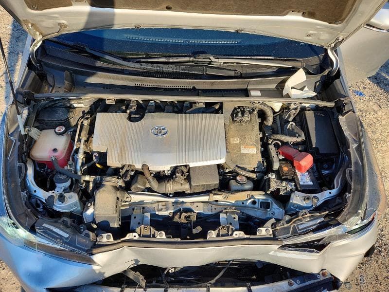 2019 TOYOTA PRIUS LE 11