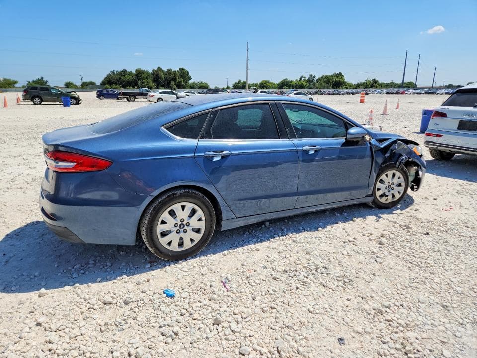 2019 FORD FUSION S 3