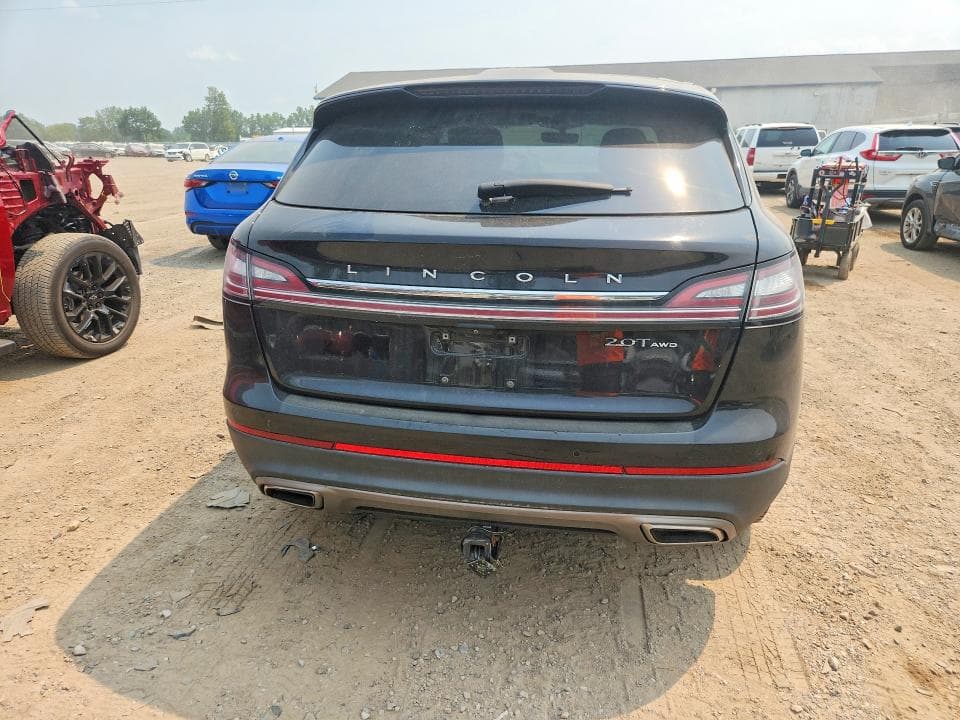 2020 LINCOLN NAUTILUS RESERVE 6