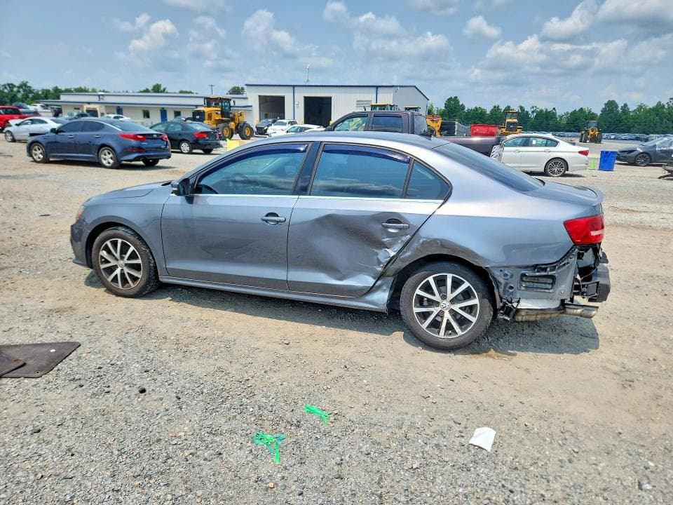 2017 VOLKSWAGEN JETTA SE 2