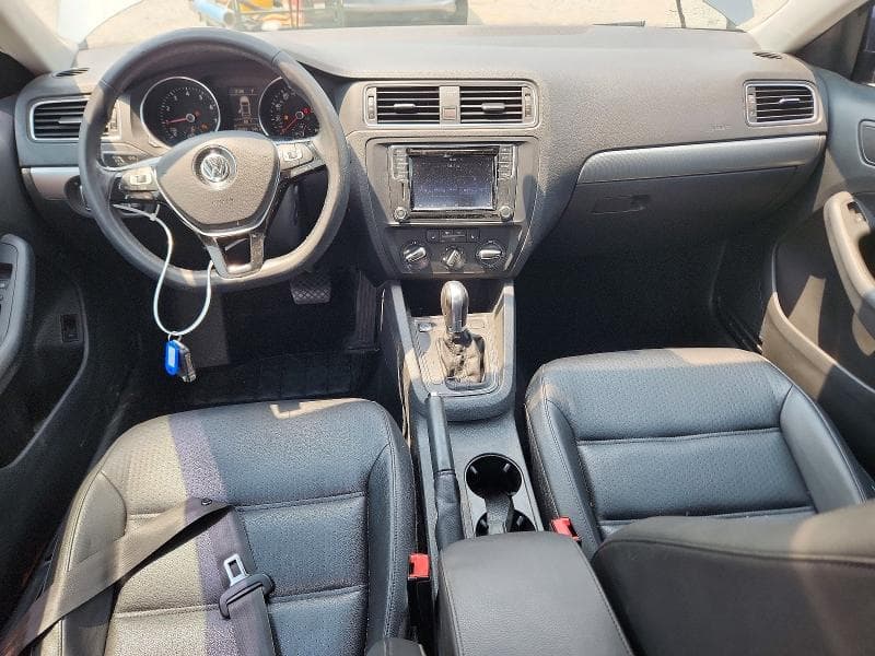 2017 VOLKSWAGEN JETTA SE 8